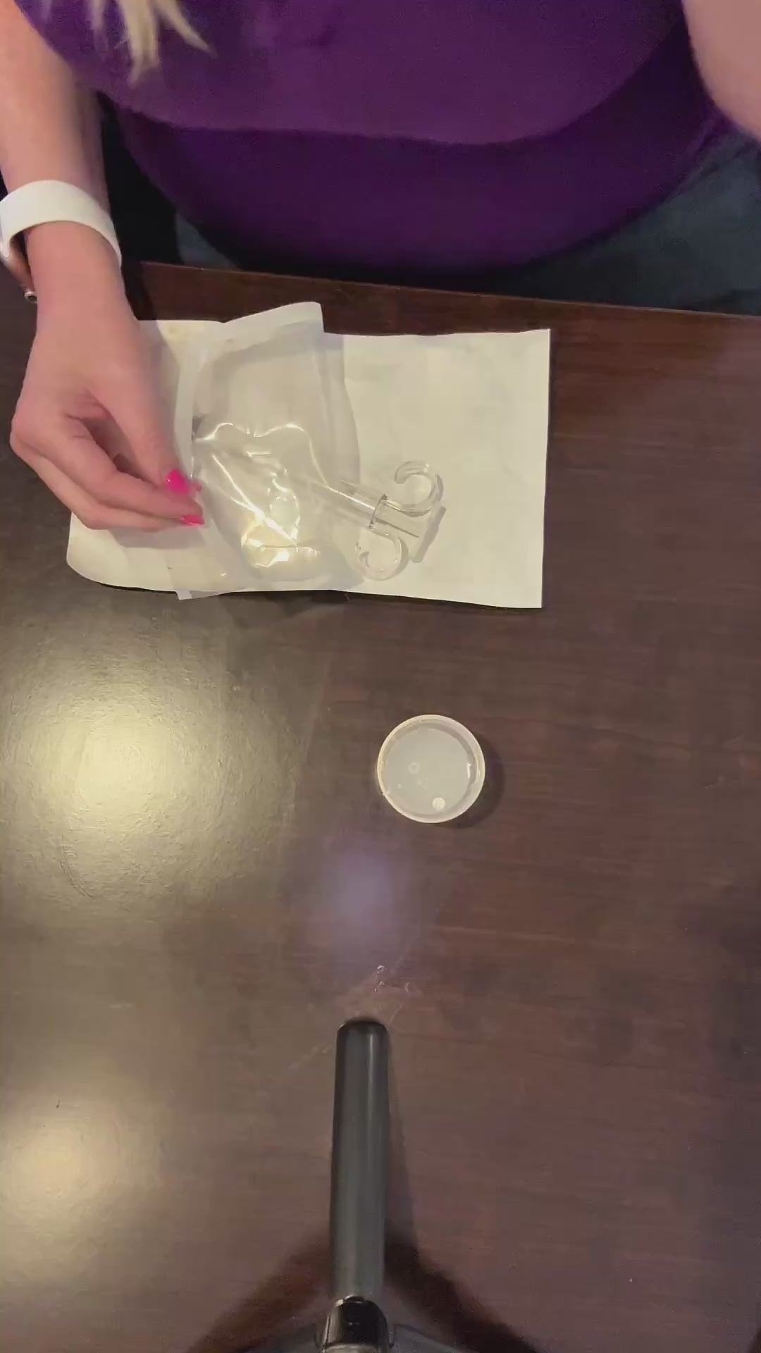 Load video: how to hold the pherdal kit